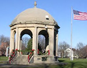 Image of the pergola on Salem Common